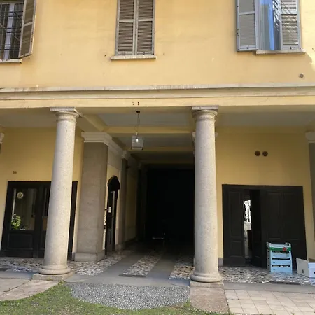 Bocconi Color Διαμέρισμα *