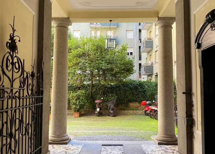 Apartament Bocconi Color Mediolan